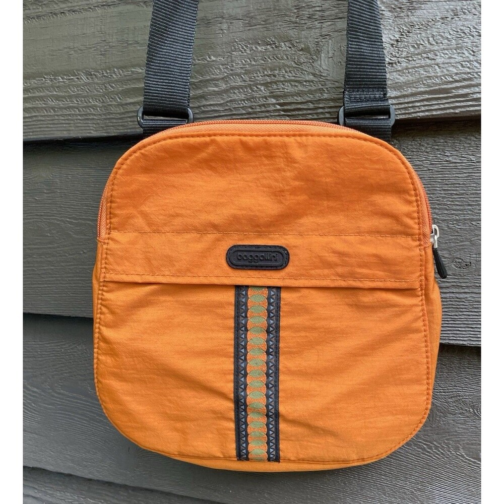 Baggallini Orange Nylon Crossbody Bag Lightweight Travel Purse NWOT